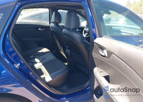 2020 Kia Forte Gt-Line z USA, uszkodzony, nr VIN 3KPF34AD8LE190300